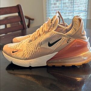 Nike Air Max 270 Peach and Black Running Shoes